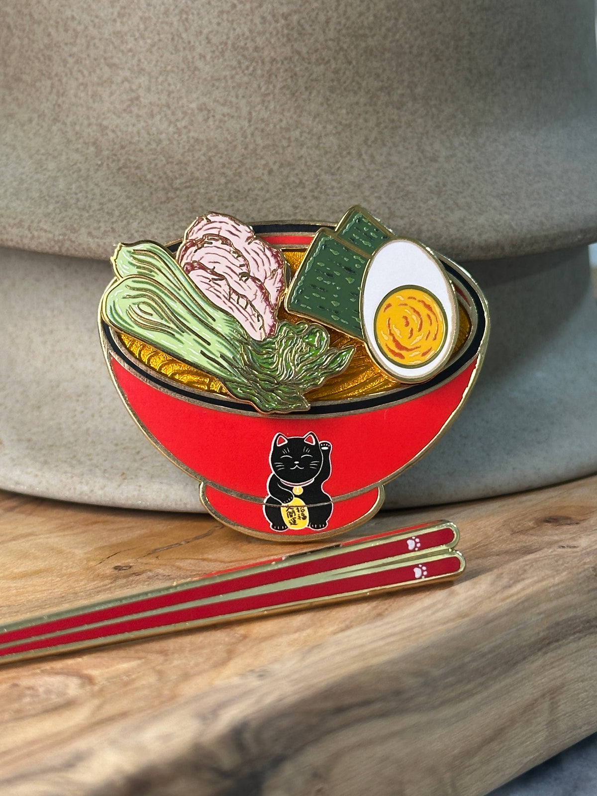 Black Maneki-neko Ramen Bowl Magnetic Pin