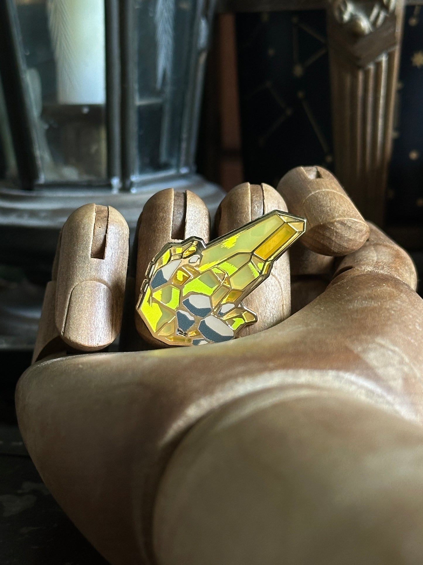 Farosh Dragon Shard Pin