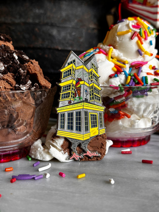 Rainbow Floreanyaga Pin