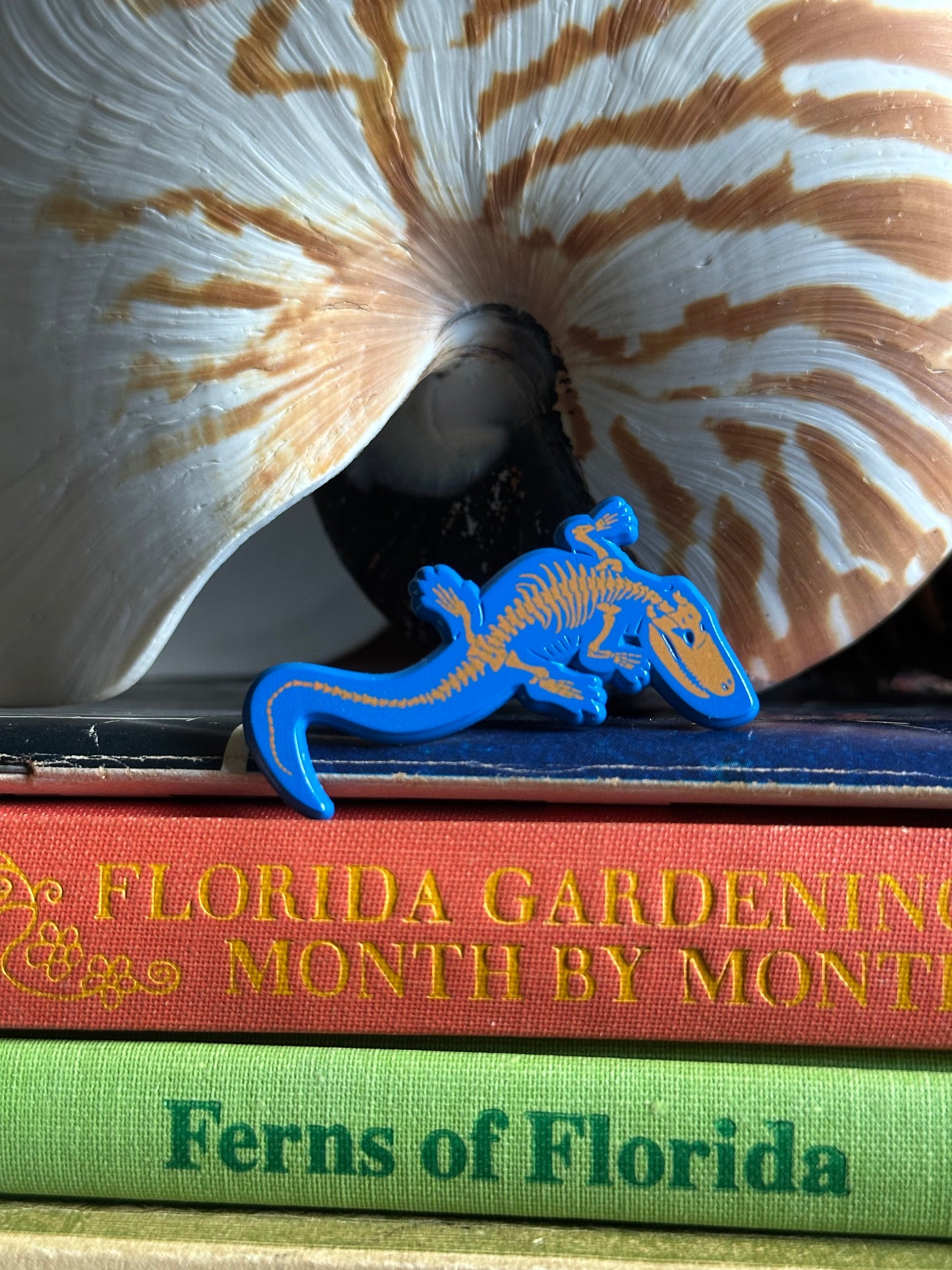 Alligator Skelton Pins