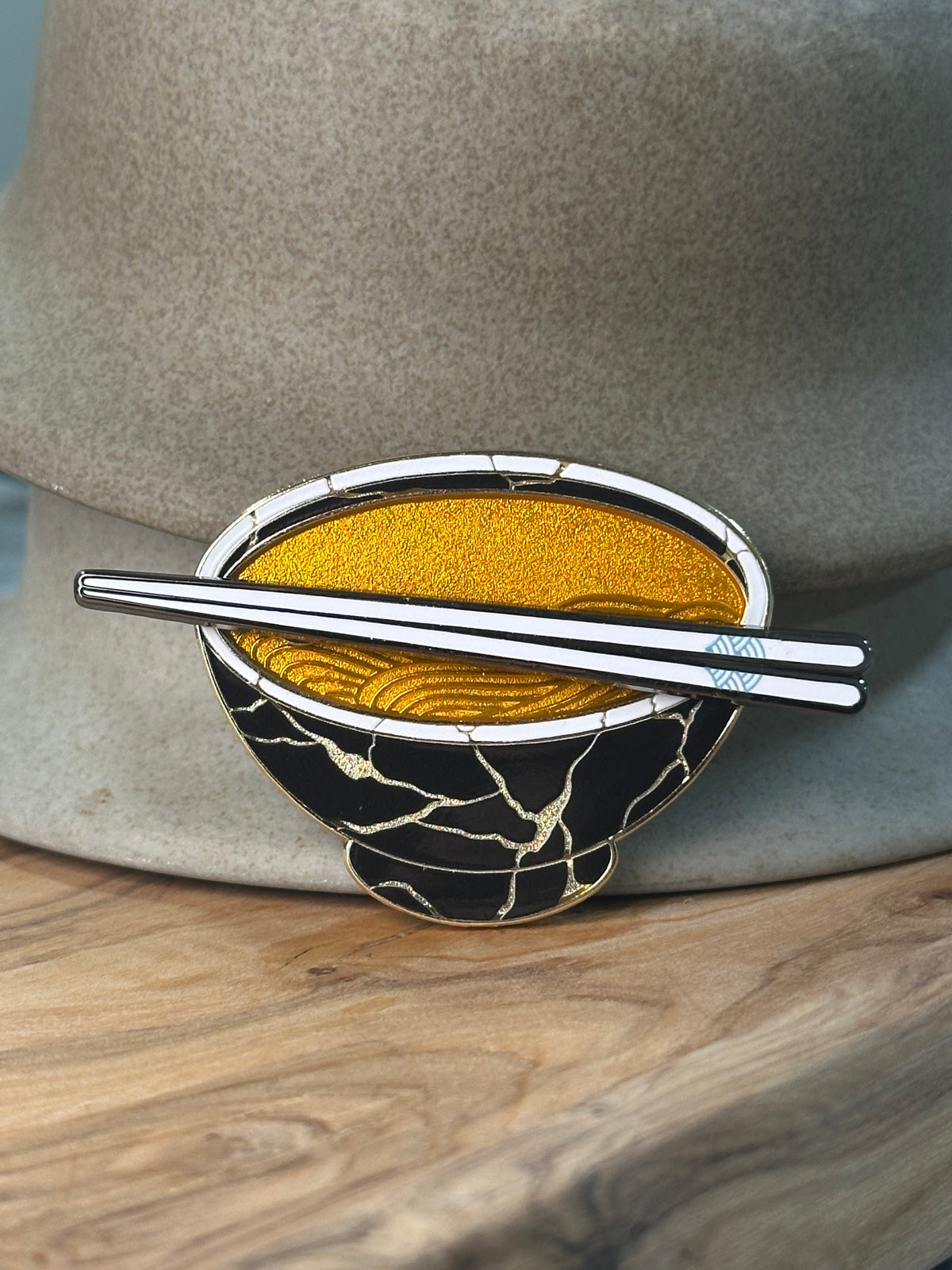 Black Kintsugi Ramen Bowl Magnetic Pin